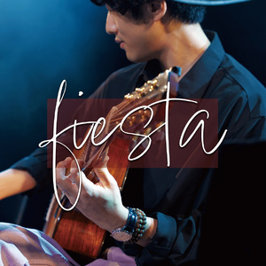 女人扒口尿给男人摸
